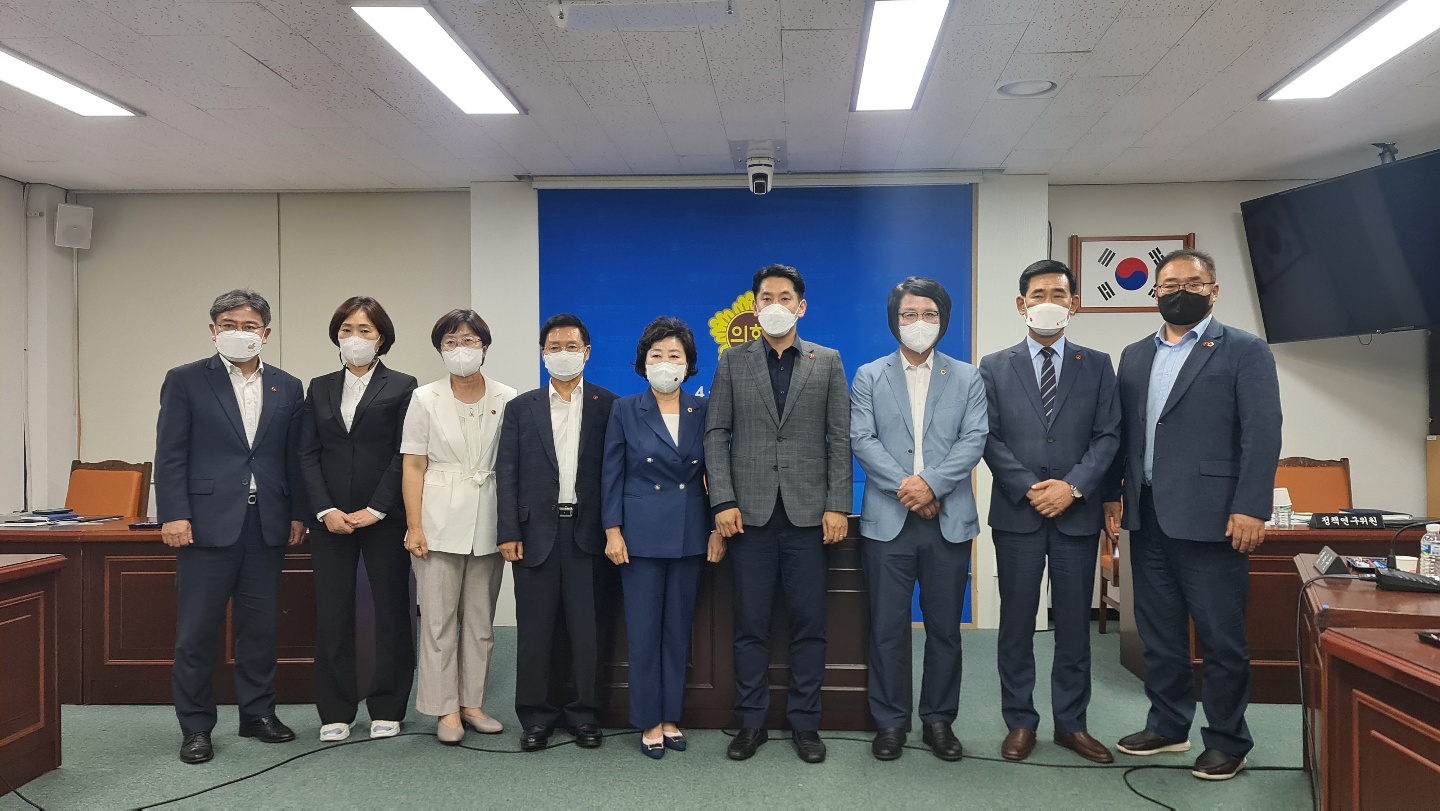제주특별자치도의회, 제12대 4·3특별위원회 위원장·부위원장 선임!