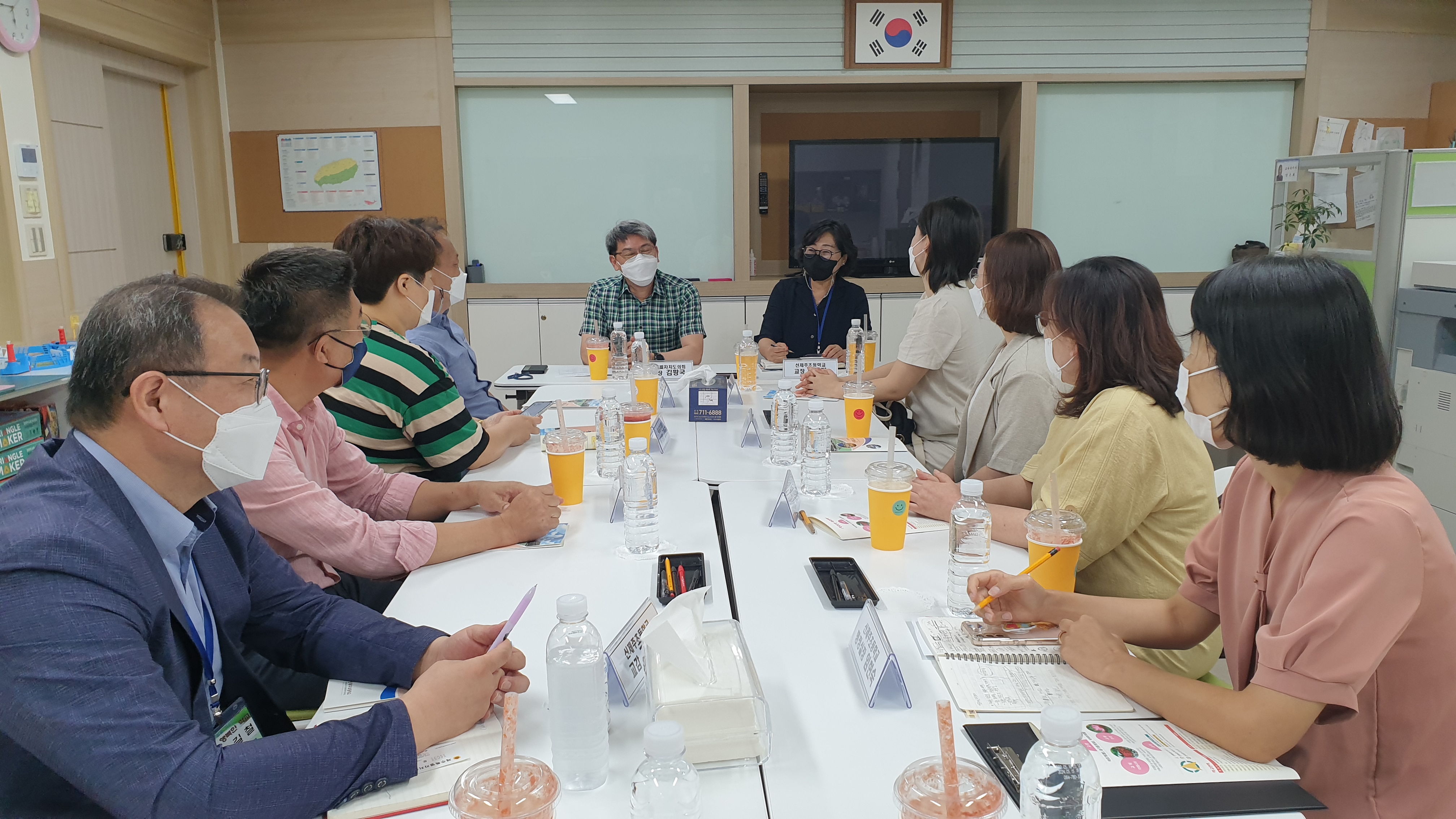 소통으로 교육현안 해결 일사천리로- 김황국 의원, 발로뛰는 학교 현장에 가다