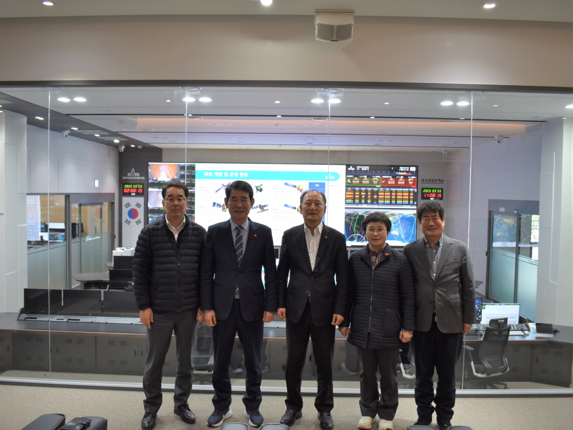 제주도의회 농수축경제위원회 우주산업 및 해양수산분야 시설 방문(★사진 첨부)