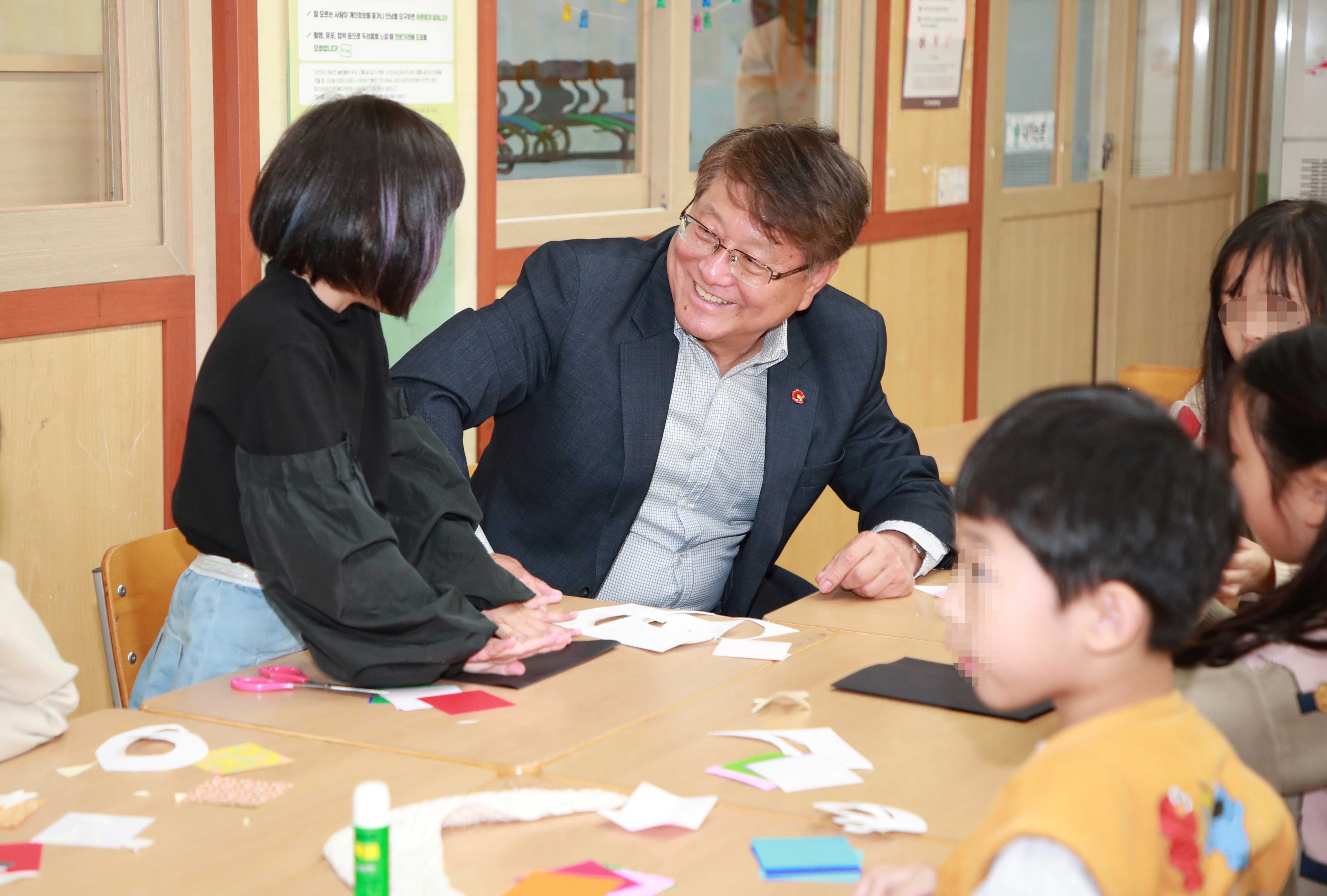 교육위원회, 늘봄학교 일일교사 재능기부 참여 