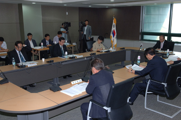 행정자치위원회 평화재단설립 관련 현장방문