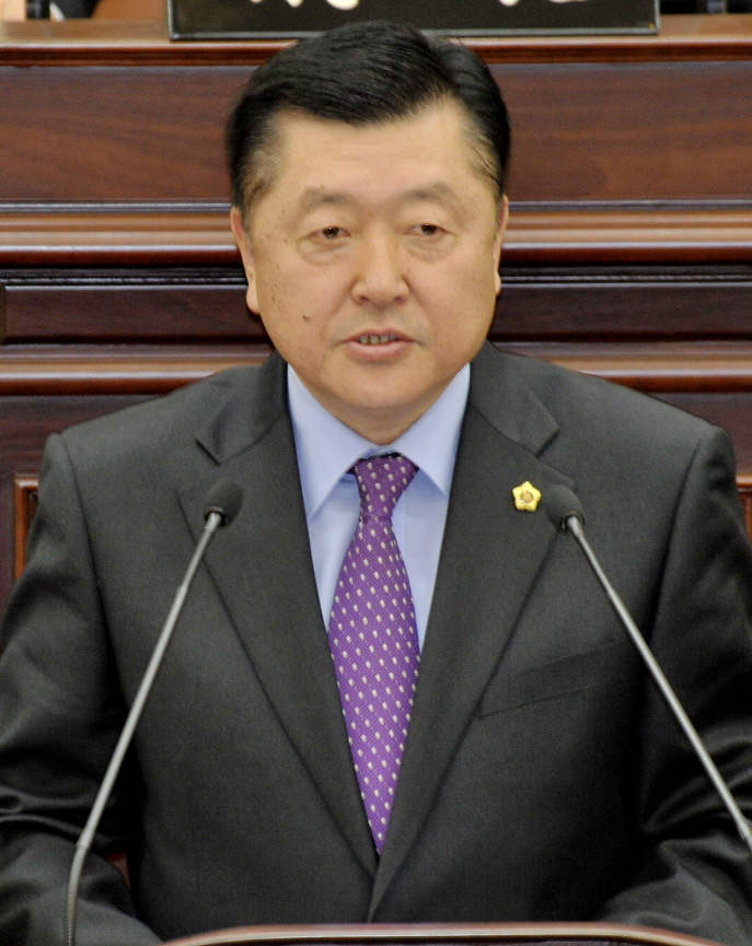 전반기 의장 보궐선거에 따른 오충진의장 선출