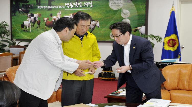 산악가이드 임원진 내방