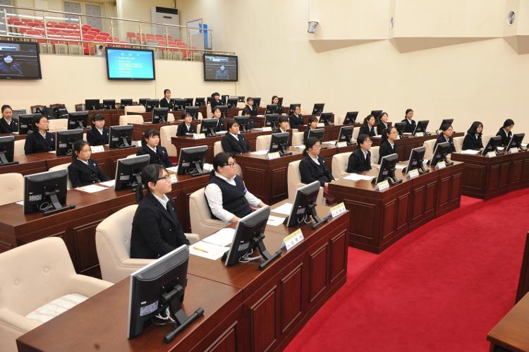 제주중앙여자중학교 의정체험 모의의회