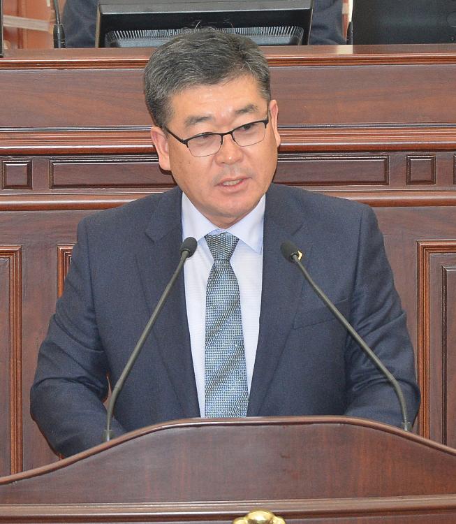  제366회 2차 정례회 5차 본회의 조훈배 의원 도정질문- 본회의장