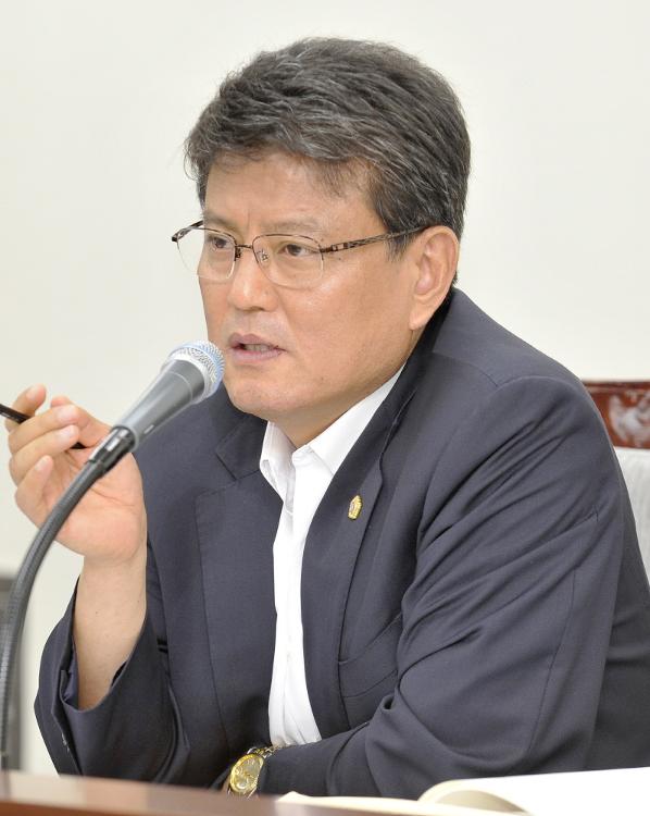 행정자치위원회(2014년도제1회추가경정일반및기타특별회계세입.세출예산안및기금운용계획변경안심사)