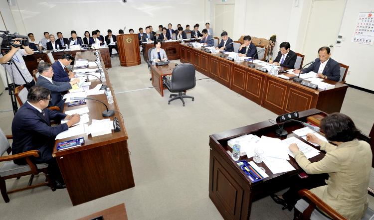 제321회제1차정례회의회운영위원회제1차회의-소회의실