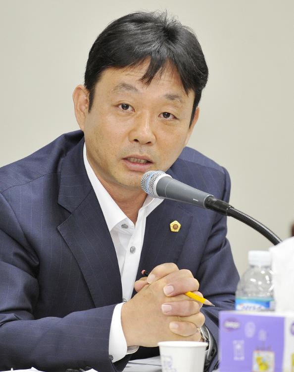 교육위원회회의-교육위원회회의실