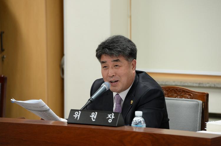 제주특별자치도의회 환경도시위원회 회의- 위원회회의실