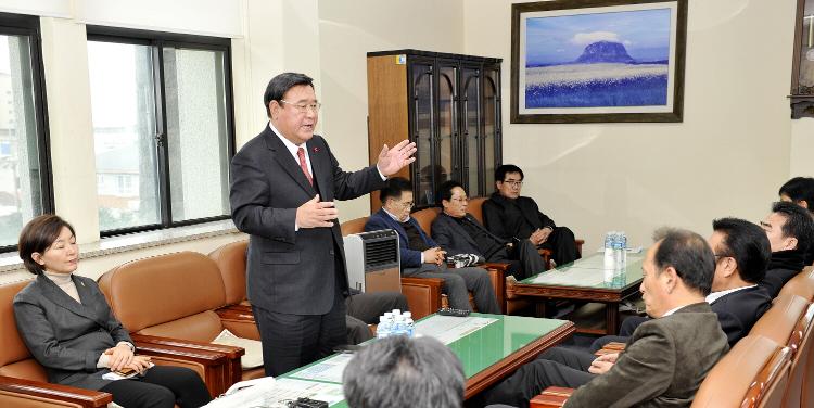 전체의원 간담회-3층 의원휴게실