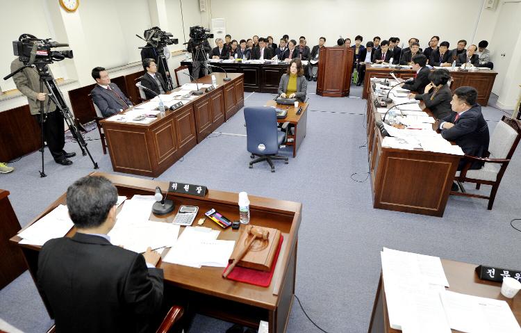 행정자치위원회 제1차 회의