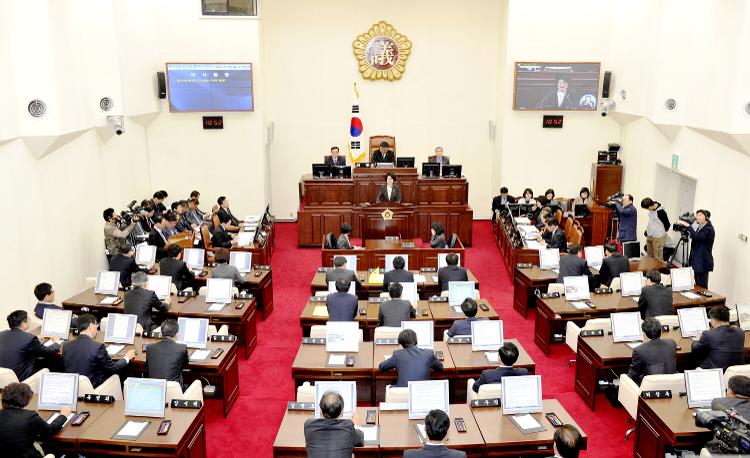 제329회 임시회 제3차 본회의(도정질문)-본회의장