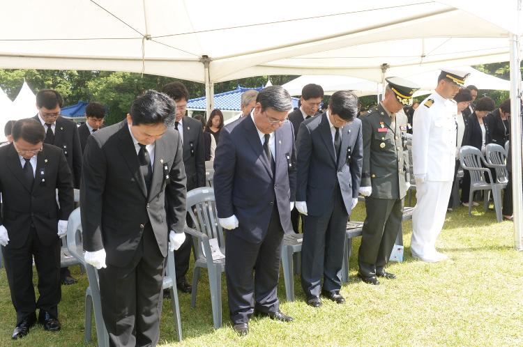 현충일행사- 제주시 충혼묘지