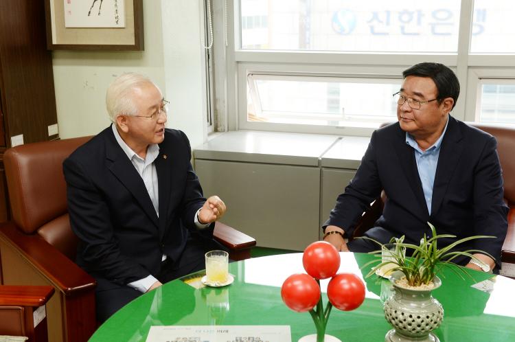  네팔 지진 피해돕기 성금 전달식-사회복지공동모금회