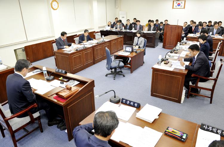 행정자치위원회 제5차 회의