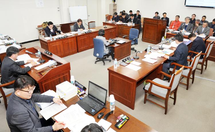  환경도시위원회 제5차회의- 환경도시위원회 회의실