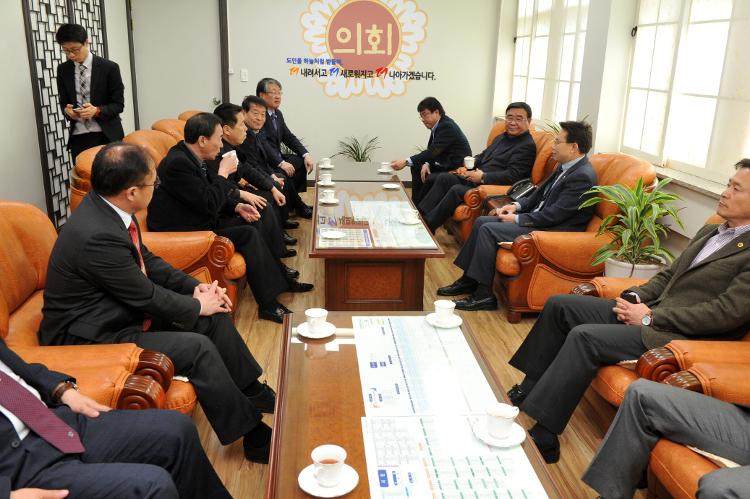  강원도의회 2018 평창동계올림픽 지원특별위원회 제주특별자치도의회 내방