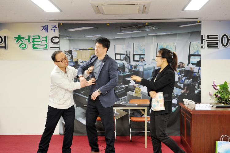  4월중 직원정례조회-대회의실