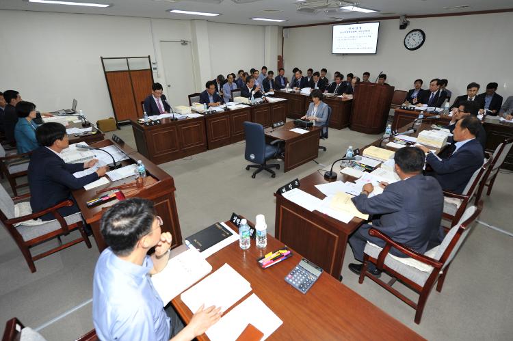 제340회 제주특별자치도의회 임시회 농수축경제위원회 제1차 회의-위원회 회의실