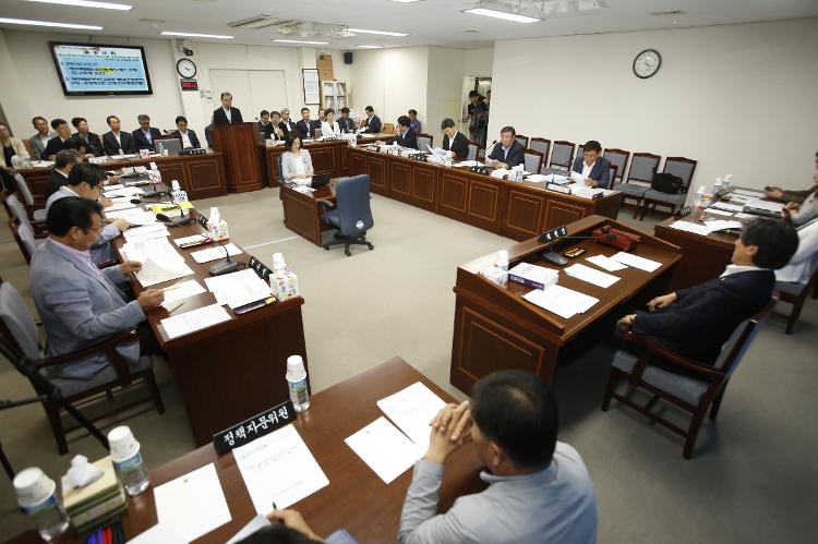 제344회 제주특별자치도의회 임시회 교육위원회 제1차 회의-상임위 회의실