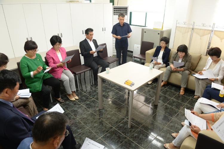  제344회 임시회 기간중 보건복지안전위원회 현장방문- 서귀포시 아동보호전문기관