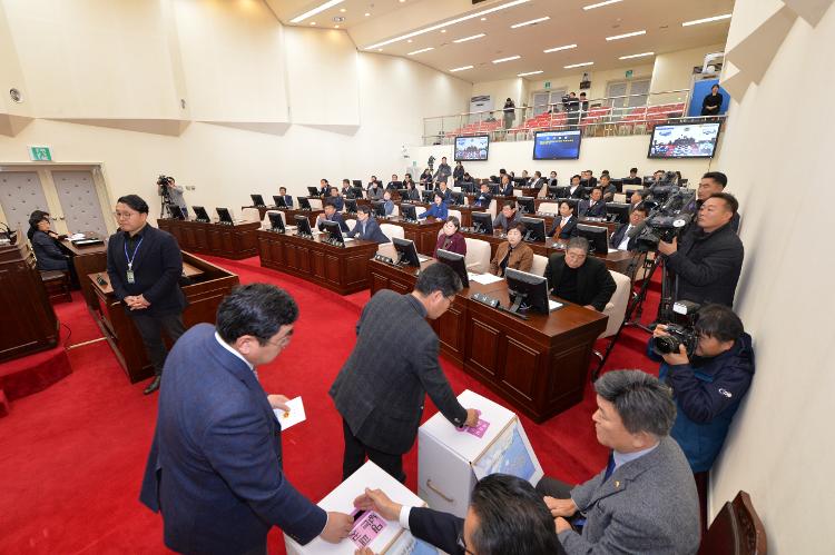  제356회 제주특별자치도의회 1차 정례회 6차 본회의- 본회의장