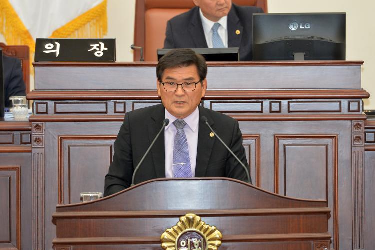  강시백 의원 교육행정 질문- 본회의장