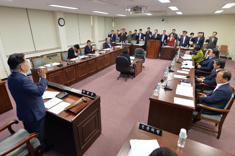 제355회 제주특별자치도의회 임시회 의회운영위원회 행정사무감사- 소회의실