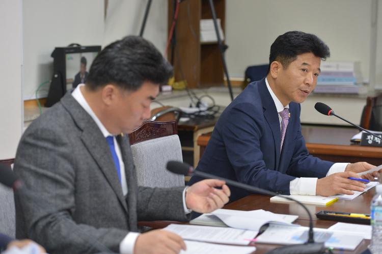 제369회 임시회 농수축경제위원회 4차 회의- 농수축경제위원회 회의실