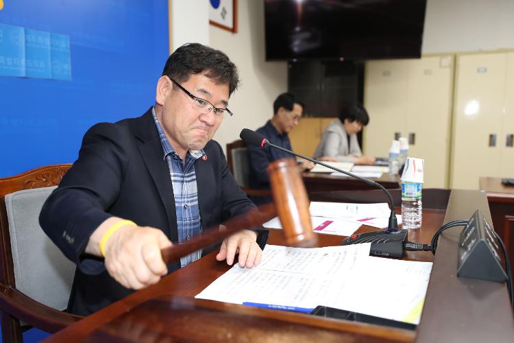 특별위원회 제3차 회의 개최