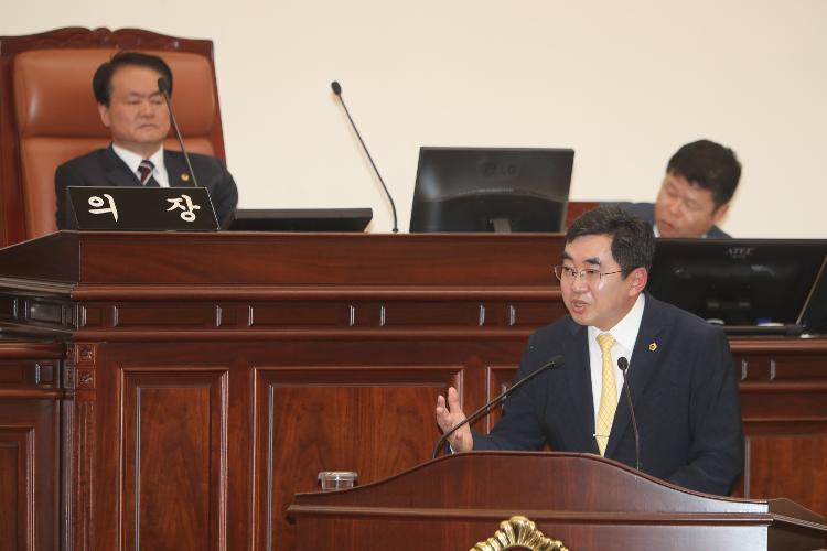제366회 제2차 정례회 도정질문 이경용 의원