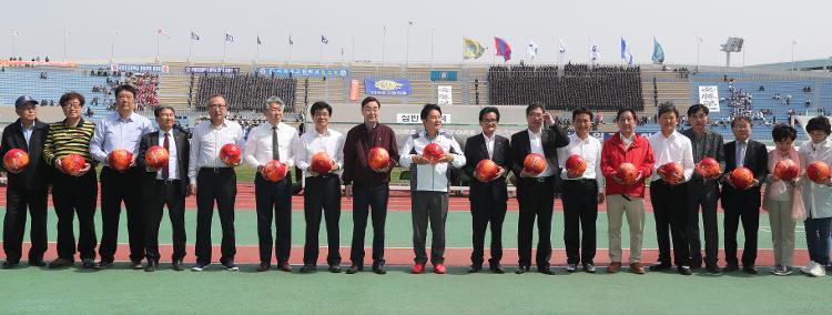 백호기 전도 청소년축구대회 고등부 결승전 시축