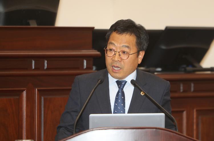 제366회 제2차 정례회 도정질문 송창권 의원