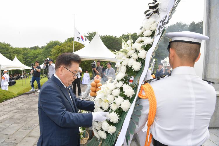  제64회 현충일 추념식- 제주시 충혼묘지