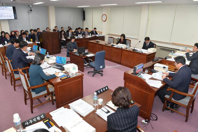  제366회 제2차 정례회 문화관광체육위원회 2차 회의- 문화관광체육위원회 회의실