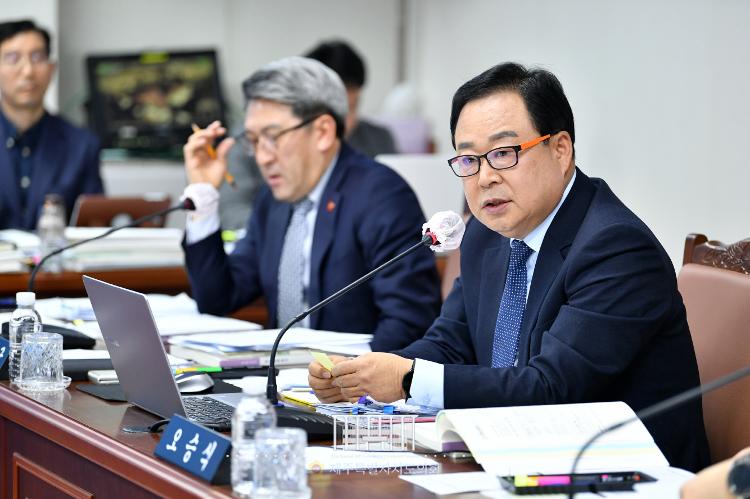 제413회 임시회 교육위원회 제4차 회의